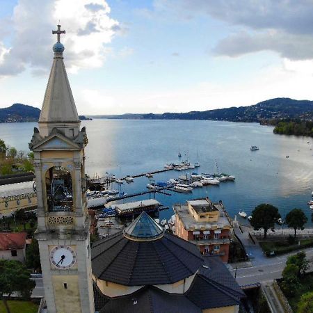 Hotel Capri Lesa Dış mekan fotoğraf