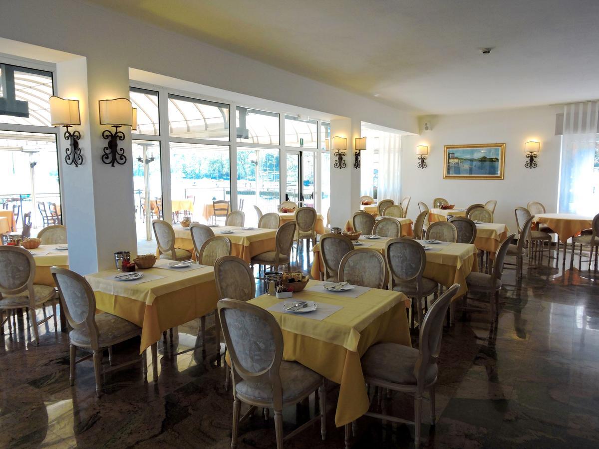 Hotel Capri Lesa Dış mekan fotoğraf