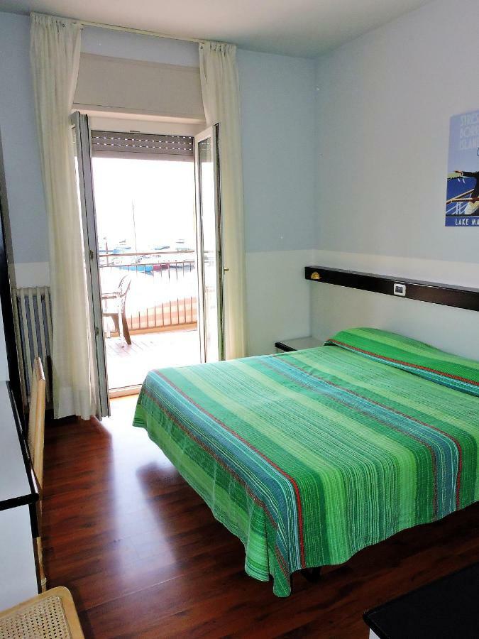Hotel Capri Lesa Dış mekan fotoğraf